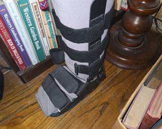 Pacesetter II Medical Walking Boot
