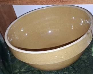 Robinson Ransbottom Pottery (RRP) Yellow Ware Mixing Bowl