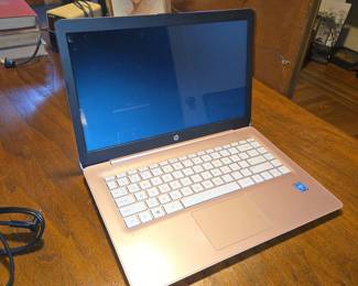 HP Stream 14-cb172wm Laptop
