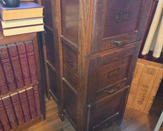 Arts & Crafts Mission Oak Antique 3 Drawer Craftsman File Cabinet