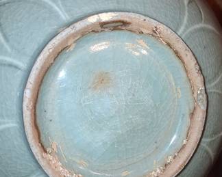 Korean Celadon Glazed Jar with Inlaid Crane Motif