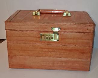 Amiel Vintage Leather Jewelry Vanity Case