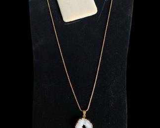 Agate Geode Slice Pendant Necklace