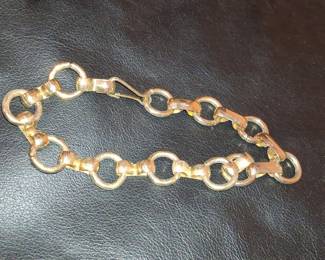 Vintage Gold Tone Chunky Oval Link Chain Bracelet