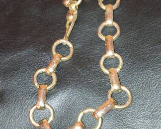 Vintage Gold Tone Chunky Oval Link Chain Bracelet
