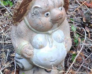 Vintage Shigaraki Tanuki Statue