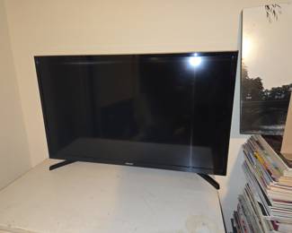 Samsung 32-inch Smart LED TV