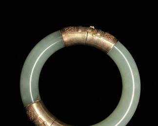Vintage Jadeite and 14K Gold Hinged Bangle Bracelet