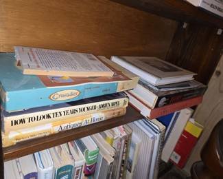 Assorted Vintage Home Reference and Literature Collection
