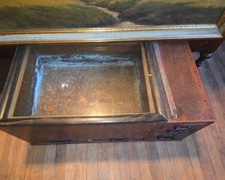 Japanese Hibachi Plant Display Chest