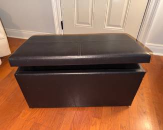 Ottoman/trunk