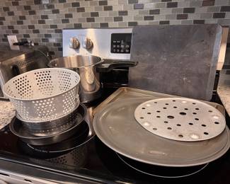 Pots/Pans & Baking sheets