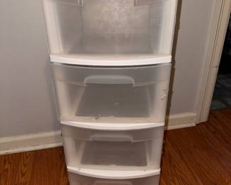 Plastic drawer system