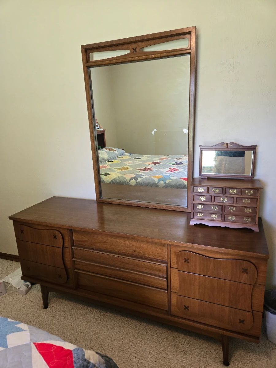 Vintage Bassett Monterey Mid-Century by Leo Jiranek