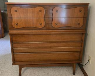 Vintage Bassett Monterey Mid-Century Dresser by Leo Jiranek