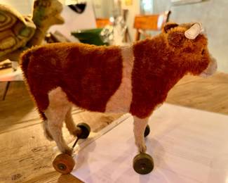 Vintage Steiff Bull