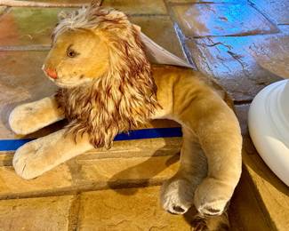 Vintage 1950's Steiff Lion