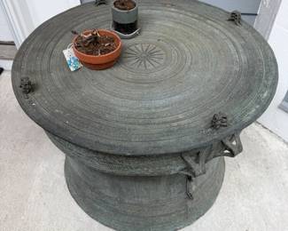 Pretty outdoor patio table