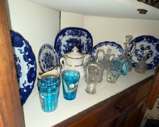 Again, not sure about the blue + white plates... the Northwood opalescent / enameled art glass is for sale!