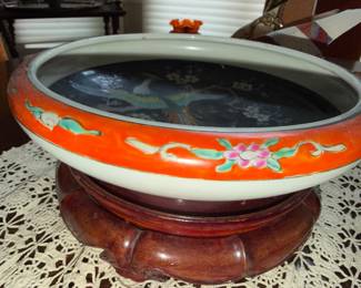 Chinese porcelain fish bowl on stand