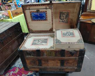 Saratoga trunk