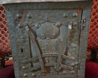 Goberg German Arts & Crafts mailbox