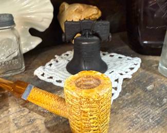 Missouri Meerschaum style corn cob pipe