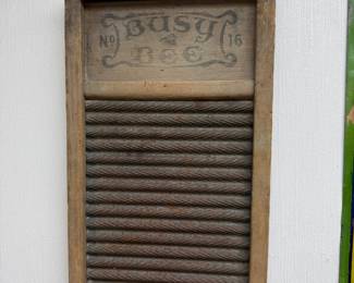 Busy Bee No. 16 antique wooden washboard