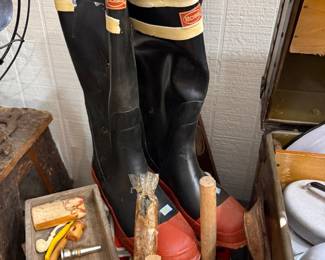 Boss rubber work boots with drawer of estate pipes