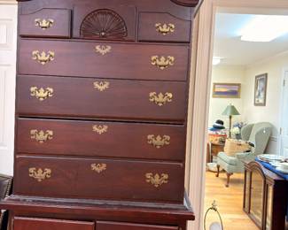 Mahogany highboy chest with broken pediment and shell carving