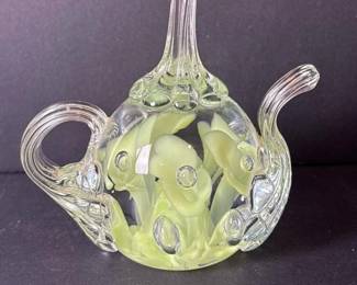 004 artglassteapotpaperweightwithabstra