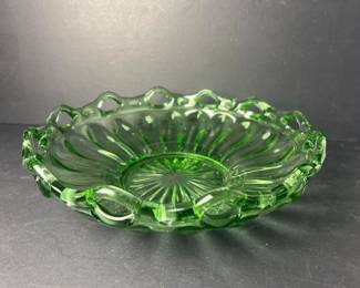 036 greendepressionglassbowlwithopenla