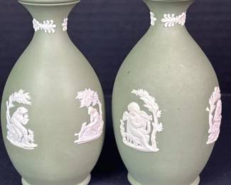 172 pairoflightgreenwedgwoodjasperware