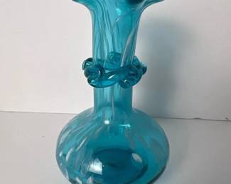 115 blueandwhiteartglassvasewithruffl