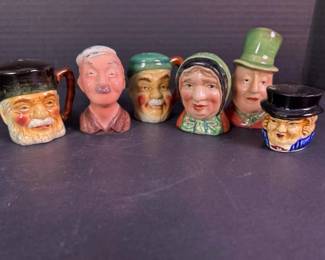085 characterfacesaltandpeppershakers
