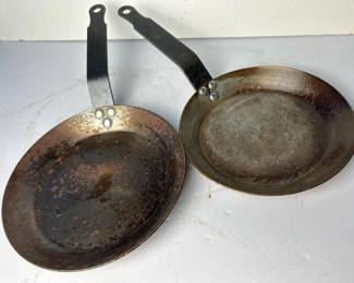 006 vintagemetalfryingpanswithrivetedh