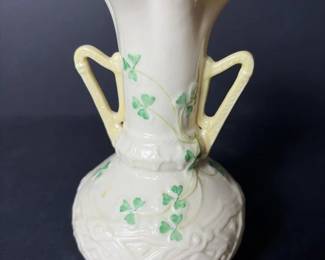215 belleekshamrockpatterndoublehandled