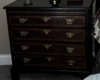Mahogany 4Drawer Nightstand