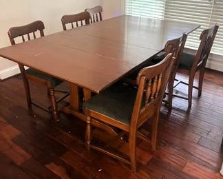 Wooden DropLeaf Warm HoneyBrown Dining Table and 6 SpindleBack Chairs