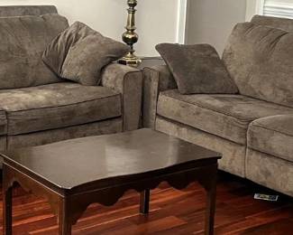 Brown ChenilleUpholstered Loveseat