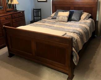 Solid Wood Sleigh Bed Frame with Bed Mattress