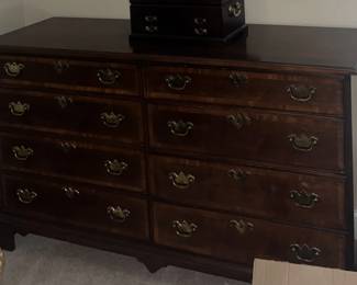 Stickley ChippendaleStyle Mahogany Bedroom Dresser