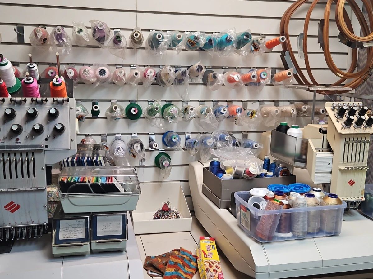 Commercial Embroidery Machines and Supplies