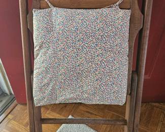 Handpainted folding chairs, set of second image