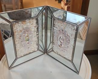 Beveled Glass Folding Frame