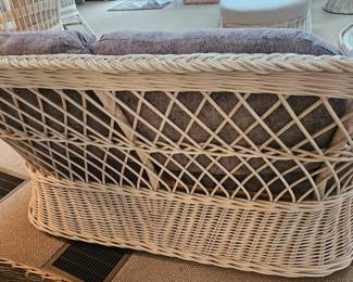 Henry Link Wicker Loveseat third image