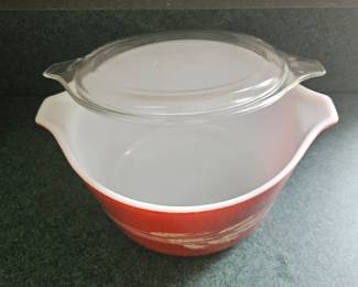 Pyrex Autumn Harvest Casserole Dish second image
