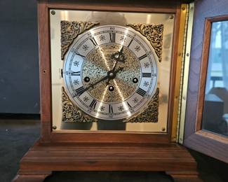 Hamilton Mantel Clock second image