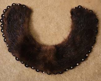 Vintage Mink Fur Collar with Beads