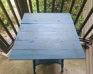 Painted Spindle Leg Table second image
